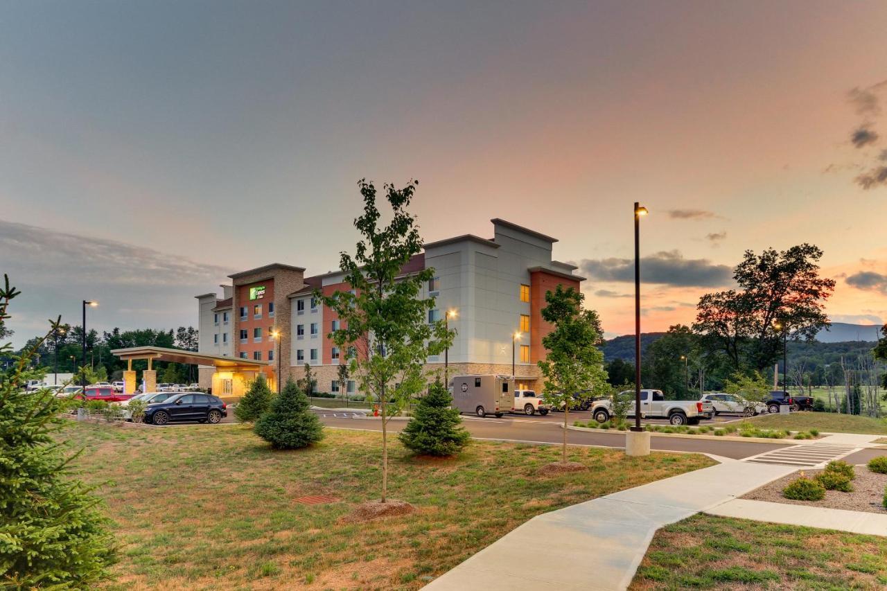 Holiday Inn Express & Suites - Saugerties - Hudson Valley By Ihg Bagian luar foto