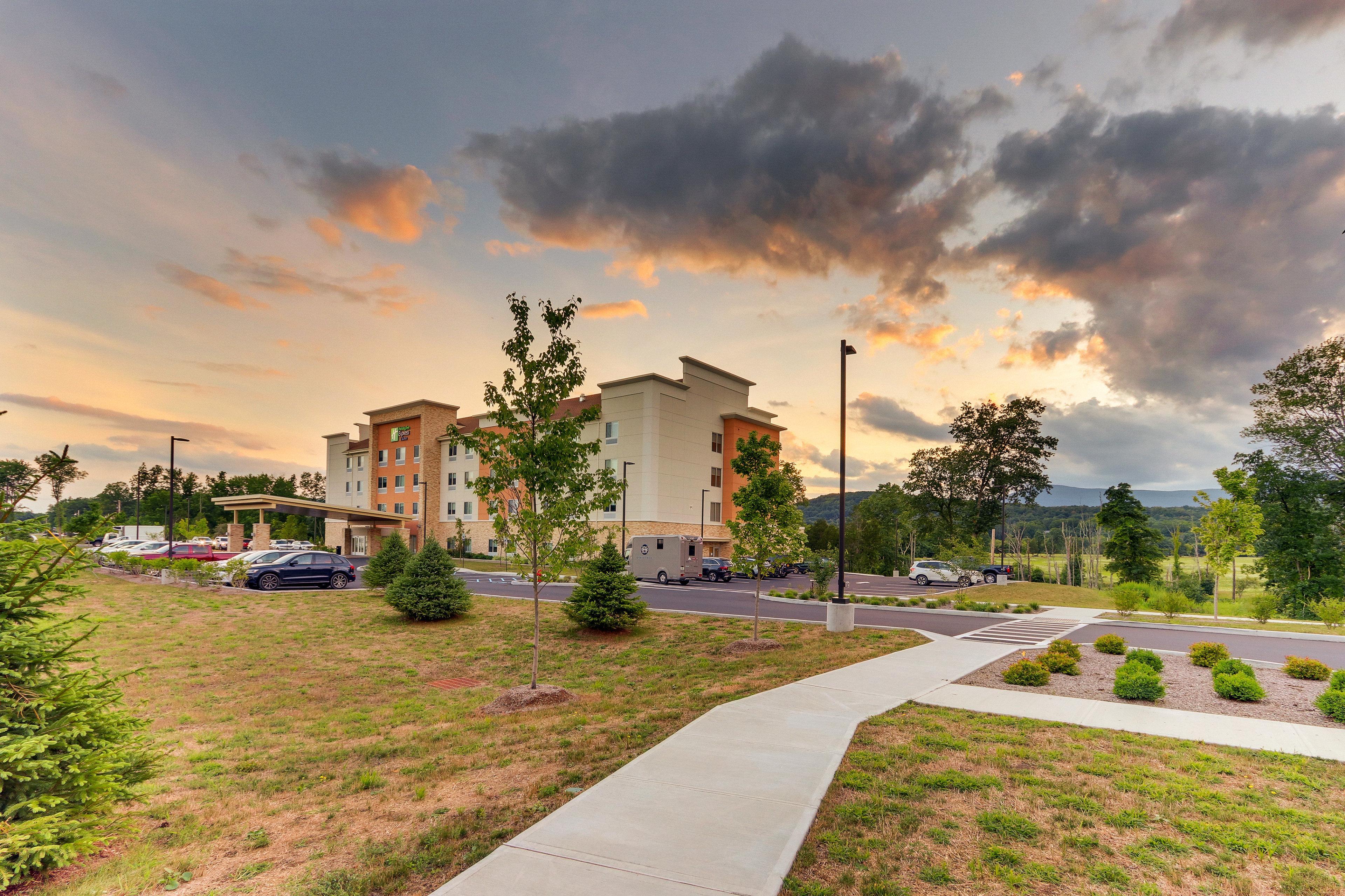 Holiday Inn Express & Suites - Saugerties - Hudson Valley By Ihg Bagian luar foto